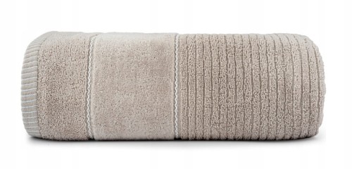 Ręcznik 100 % BAWEŁNA 50cm x 90cm jasno beżowy (162)
