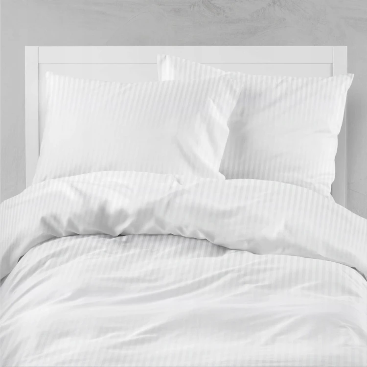 Poszwa na kołdrę Satynowa 160×200 biała pasy 4mm z zakładem hotelowym