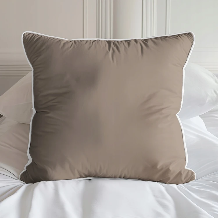 Poszewka bawełniana, MAKOSATYNA, gładka 50 x 60cm TAUPE