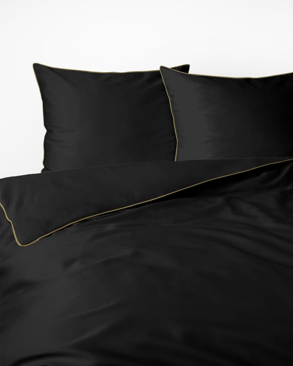 BLACK_05.jpg