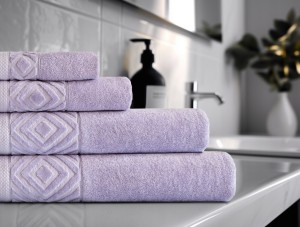 Ręcznik Kąpielowy PAULA 70x140 cm | 100% Bawełna | 550 g/m² | kolor Lila