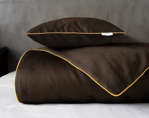 Pościel GŁADKA MAKOSATYNA kołdra 140cmx200cm+1x poduszka 70cmx80cm ESPRESSO