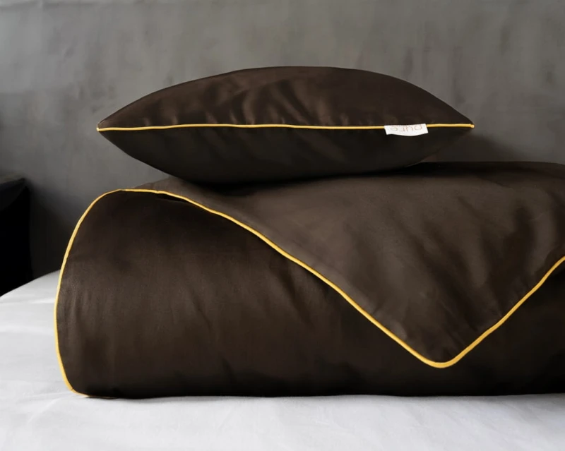 Pościel GŁADKA MAKOSATYNA kołdra 140cmx200cm+1x poduszka 70cmx80cm ESPRESSO
